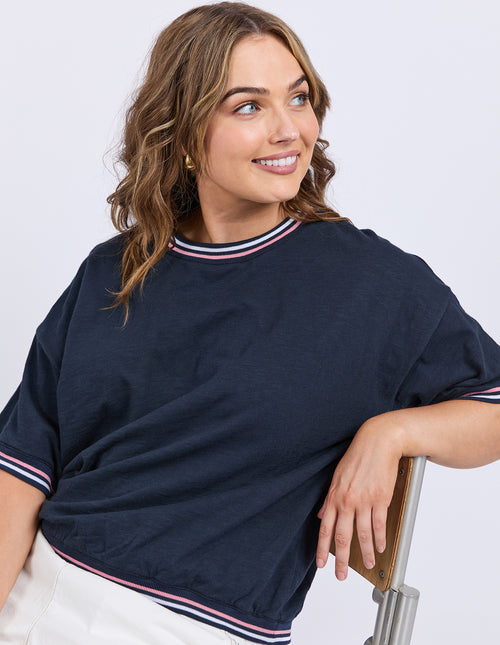 Elm Faye Short Sleeve Sweatshirt