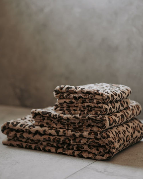 Baksana Leopard Jaquard Towels