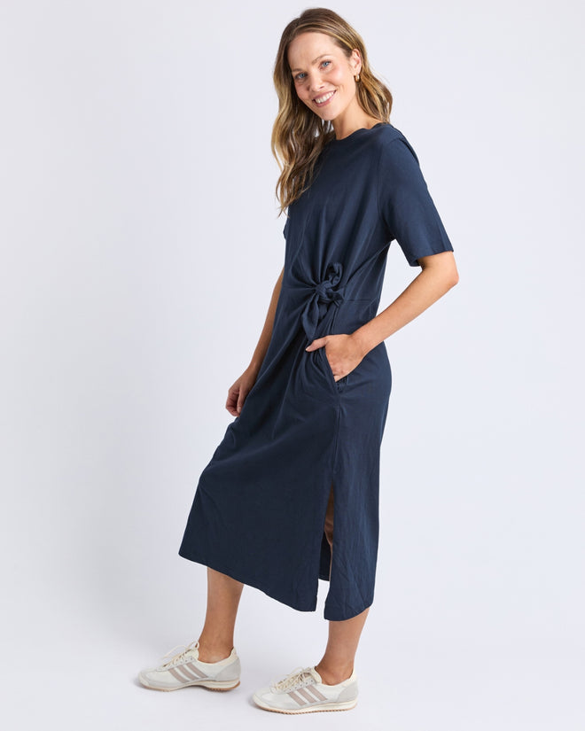 Elm Picnic Dress Navy