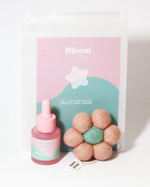 Grace and James Felt Flower Air Freshener White Peach & Lily