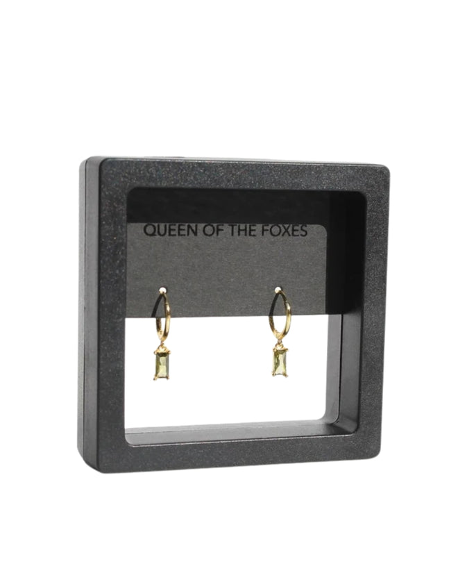 Queen of the Foxes Earings Huggies Drops Peridot