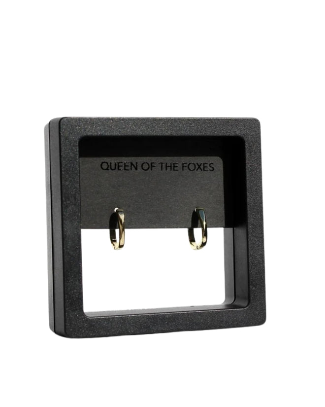 Queen of the Foxes Earings Petite Simple Sleepers Gold