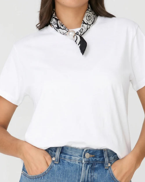Scarf with Pearl Black and White Rosette