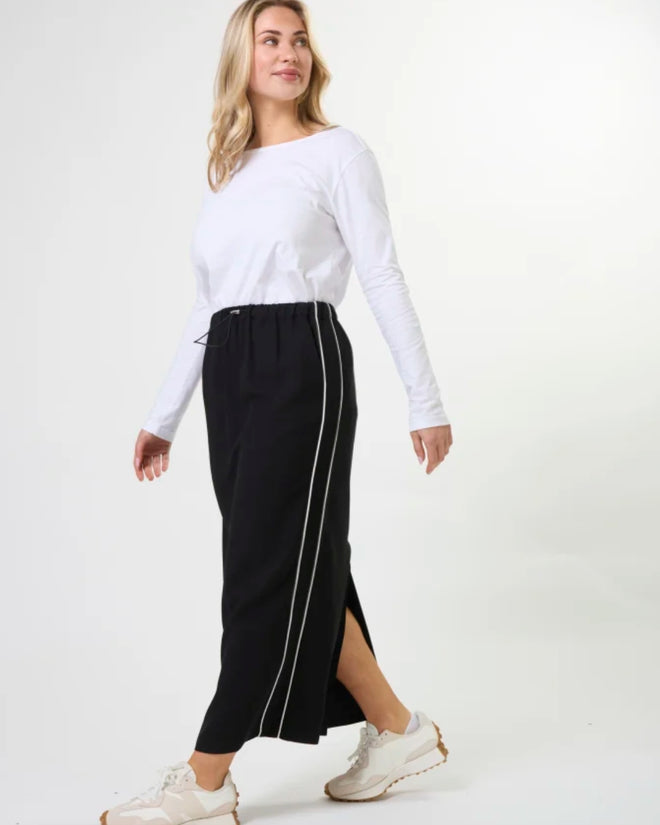 Stella and Gemma Park Skirt Black