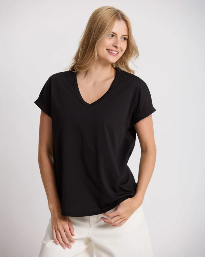 Stella and Gemma Soho Cuff V T Shirt Black