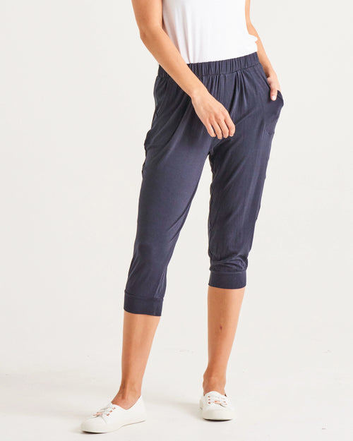 Betty Basics Tokyo 3/4 Pant Navy