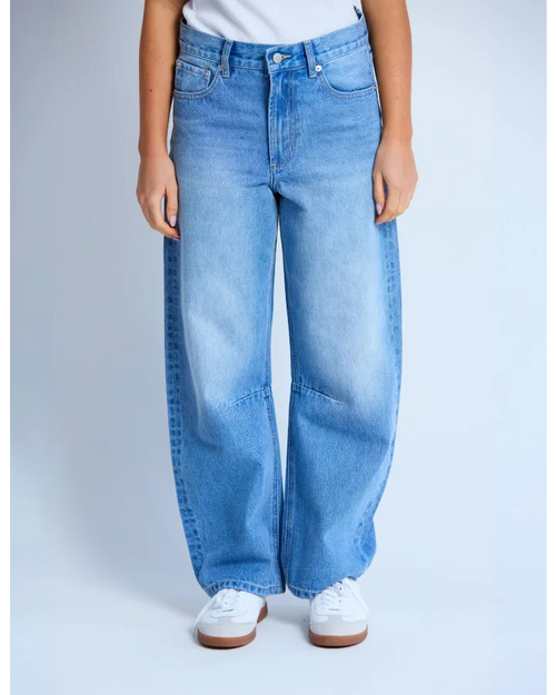 Stella and Gemma Carson Barrel Jean Mid Blue Wash