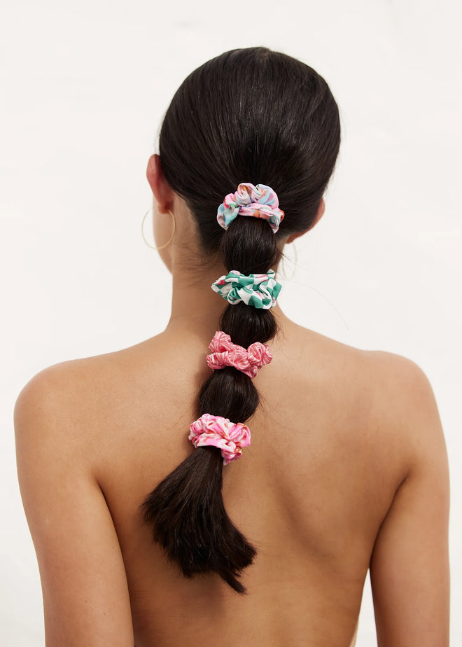 Louvelle Pink/Green Scrunchie Set