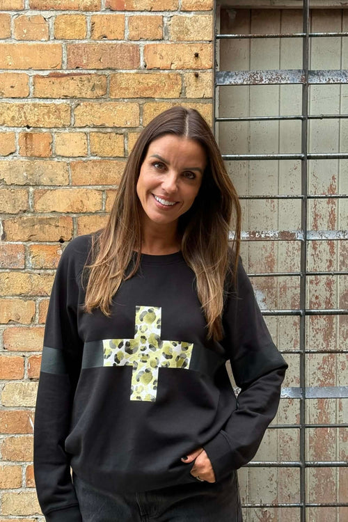 Stella and Gemma Classic Black Leopardess Cross Sweatshirt