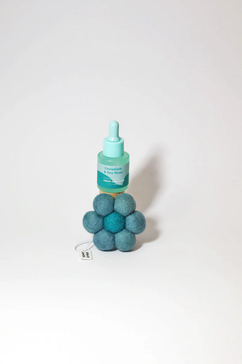 Grace and James Felt Flower Air Freshener Geranium and Sea Moss