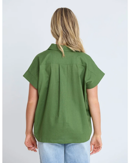 Stella and Gemma Tie The Knot Shirt Emerald