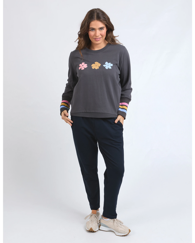 Elm Wynne Sweatshirt Washed Black