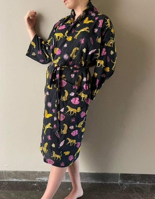Cheeky Cheetah Kimono Robe Black