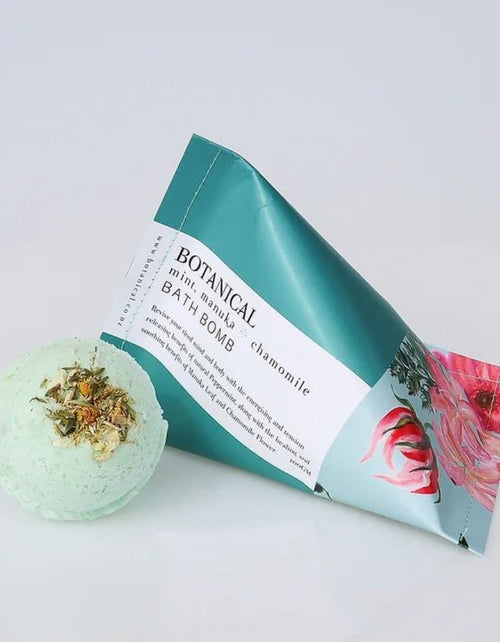 Botanical Mint Manuka and Chamomile Bath Bomb